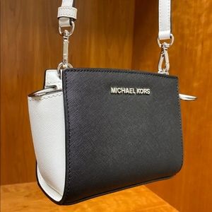 Michael Kors Crossbody